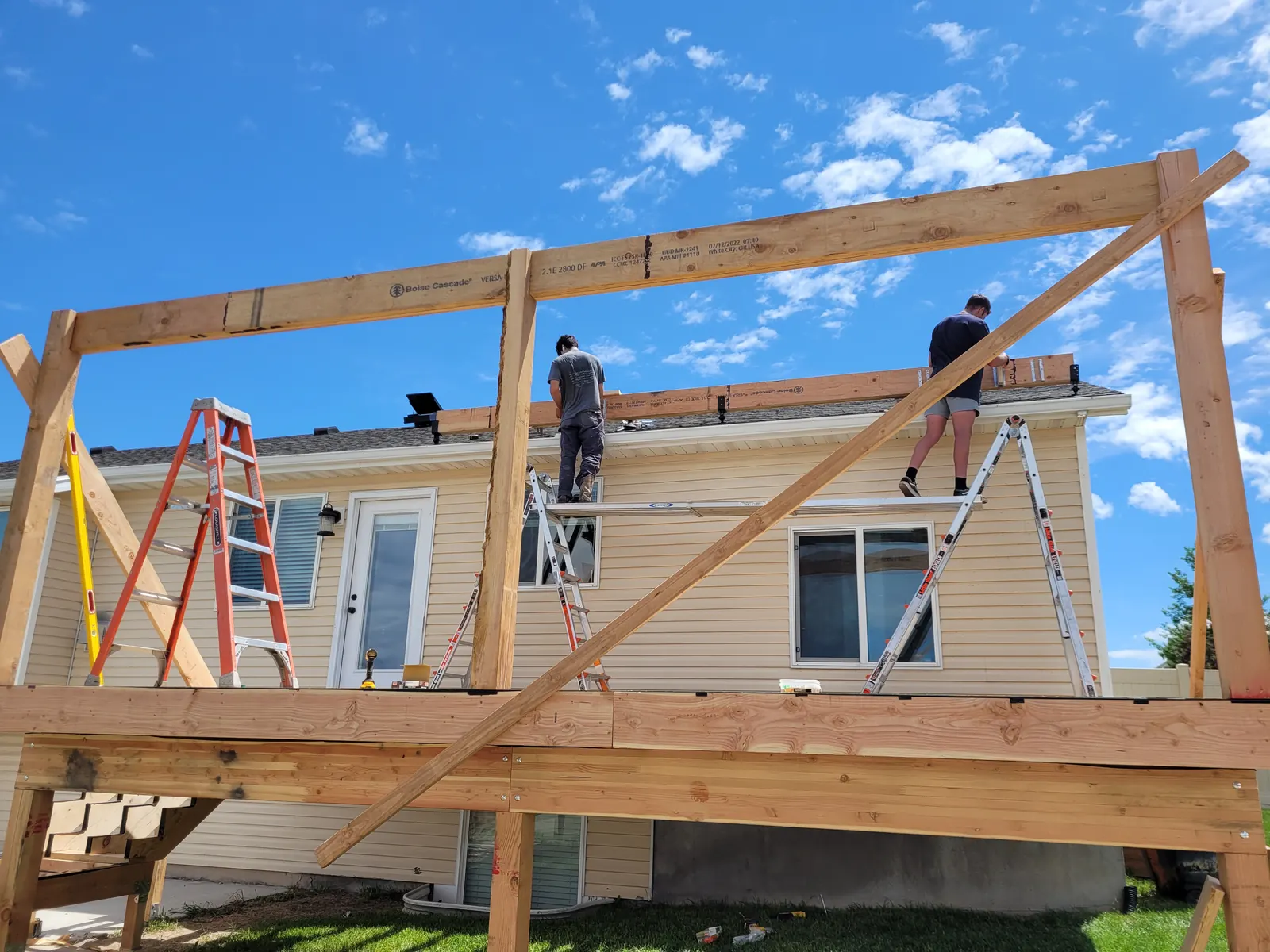 Solid wood-framed roof